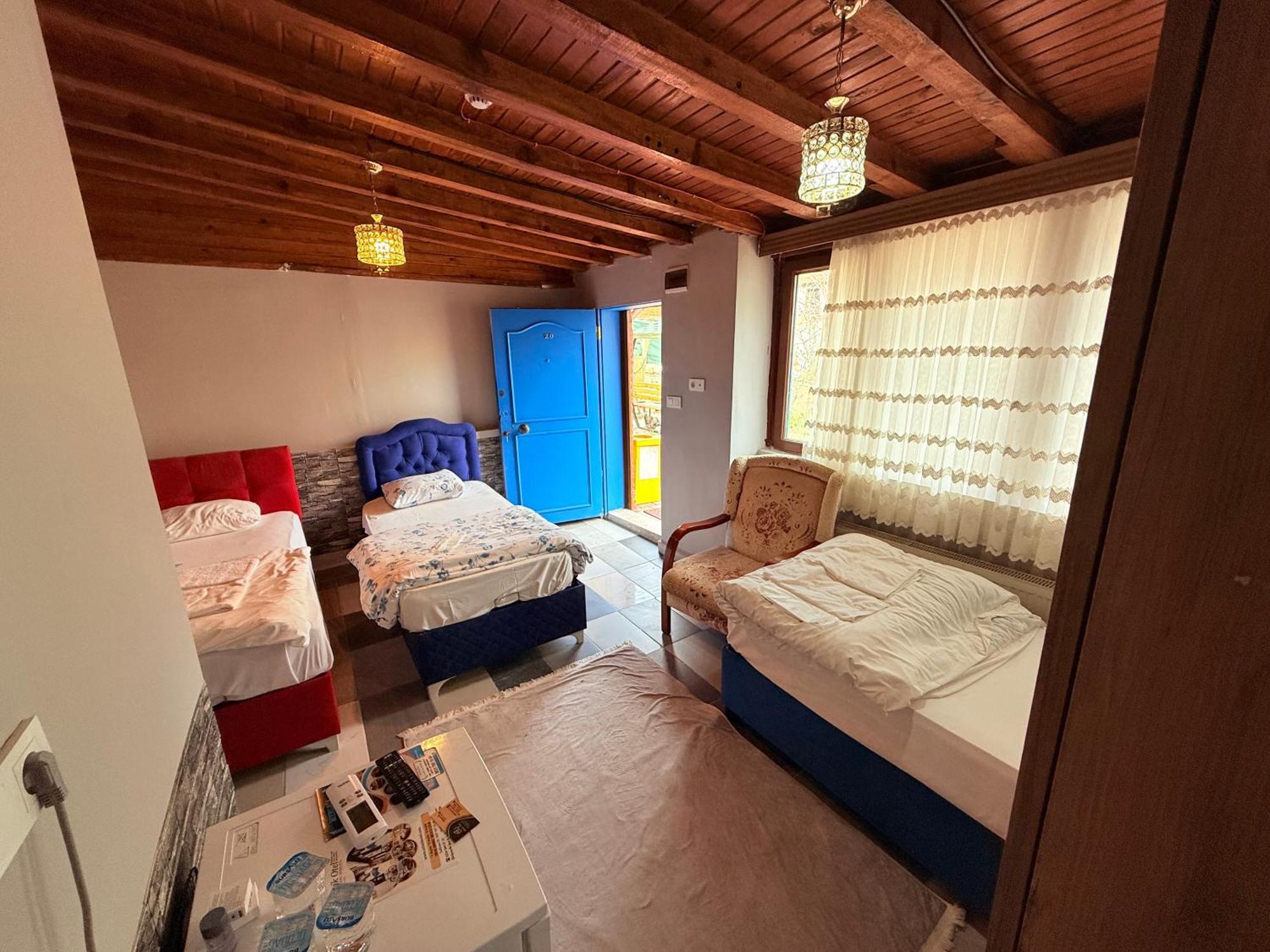 Oez Butik Otel Antik Kent Myrleia Mudanya Buitenkant foto